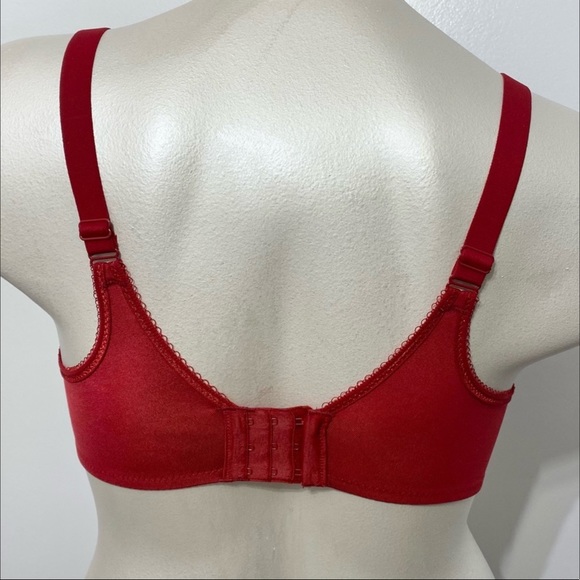 Wacoal Basic Beauty Full Figure Seamless Underwire Bra - Picture 2 of 3